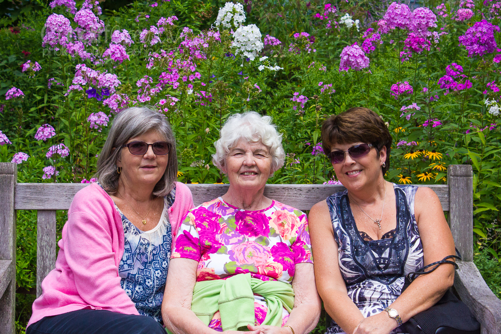 Tishana Cundiff, Lena Bradshaw, Alonna Bailey